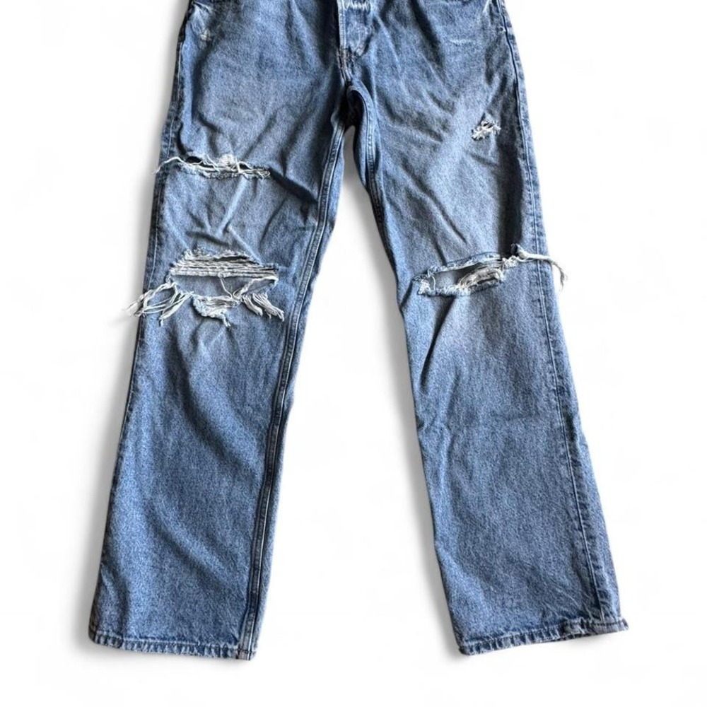 H&M Distressed blue denim 90's boyfriend jeans